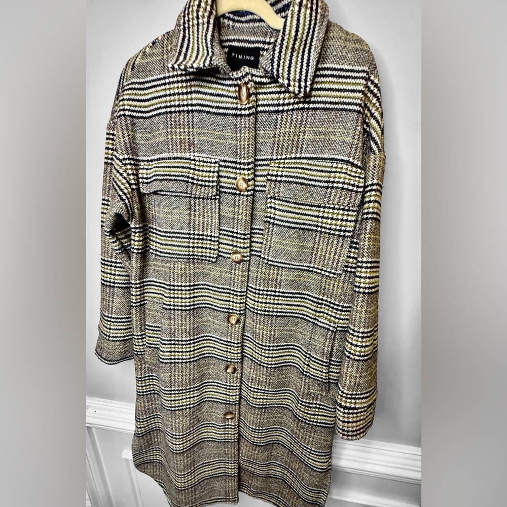 Timing Women's Black and White Plaid Shirt Style Lightweight Knit Trench Coat